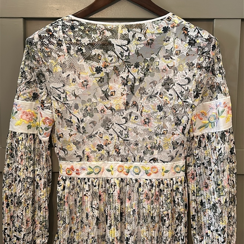 Free People Cherry Blossom Dress Embroidered Lace Long Sleeve Pleated Size 2 - Picture 10 of 13